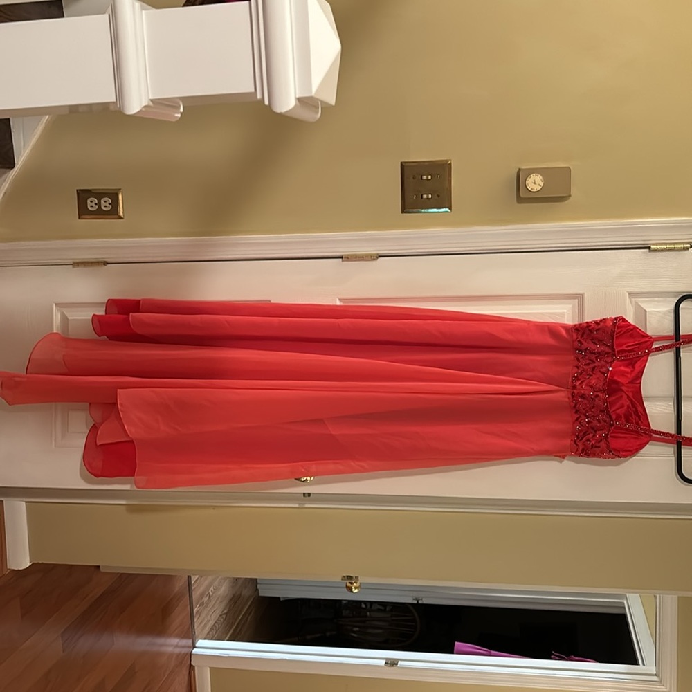 Prom Dress - Picture 6 of 9